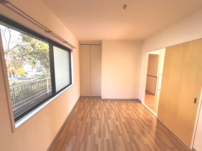 物件内観写真12　(居室)