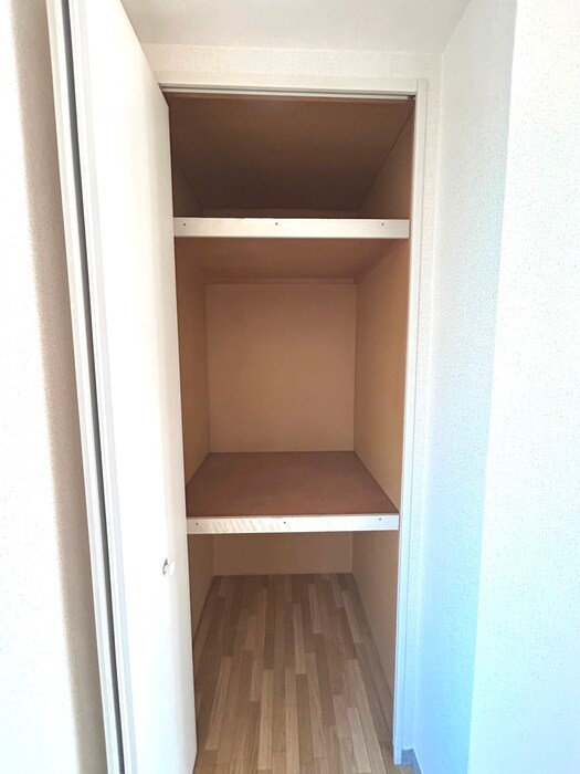 物件内観写真14　(収納)