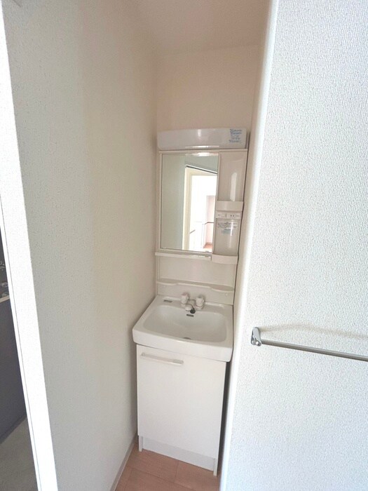 物件内観写真17　(洗面)