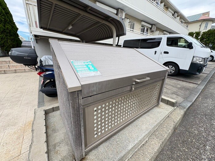 物件外観写真4　(建物設備)