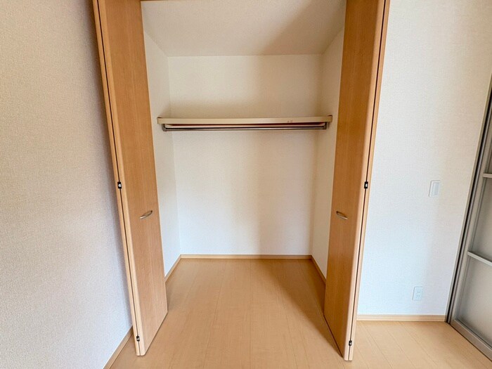 物件内観写真15　(収納)
