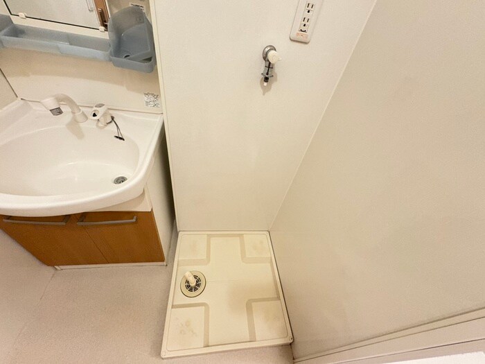 物件内観写真20　(洗濯機置場)