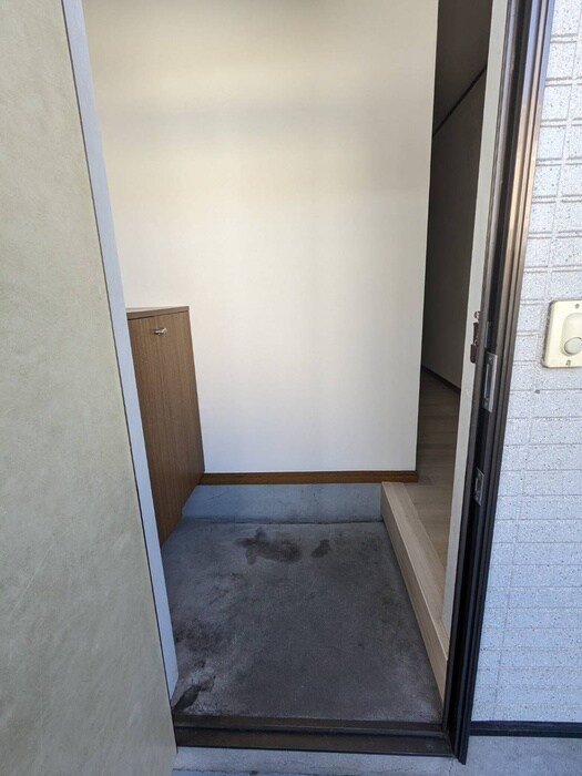 物件内観写真20　(玄関)