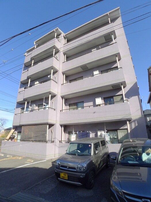 物件外観写真3　(駐車場)