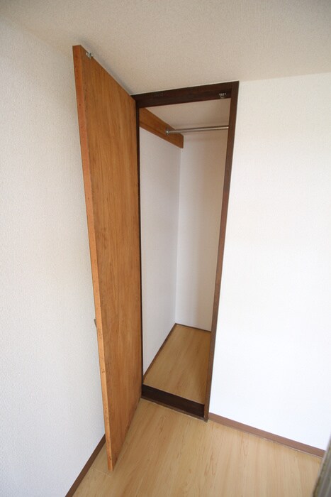 物件内観写真21　(収納)