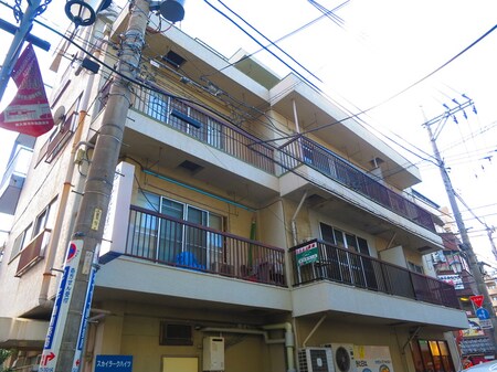 スカイラークハイツ(302)外観写真