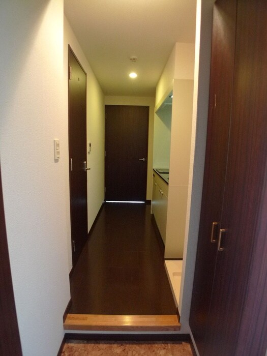 物件内観写真15　(廊下)