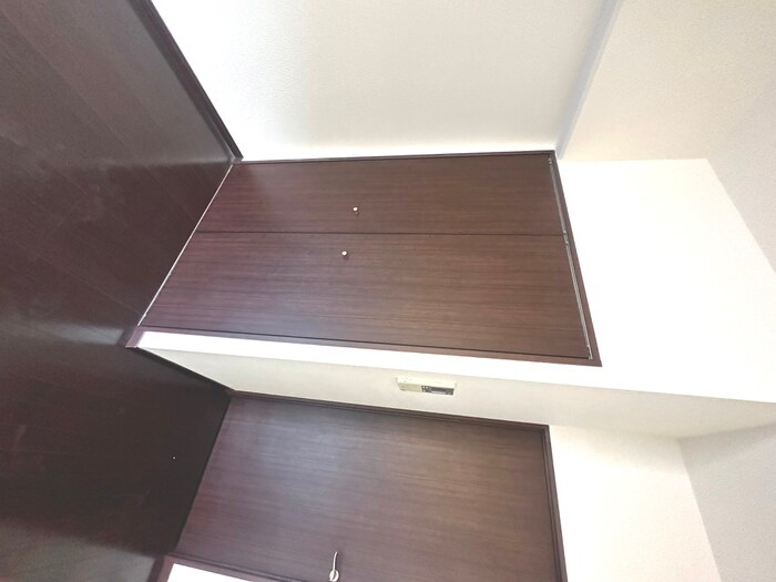 物件内観写真16　(収納)