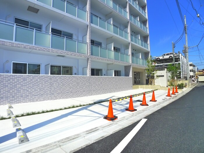 オーキッドレジデンス船橋本町の駐車場