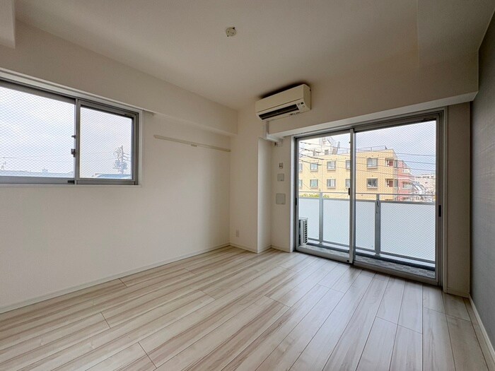 物件内観写真10　(居室)