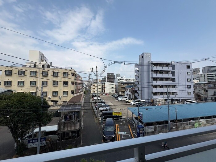 物件内観写真17　(室内からの展望)