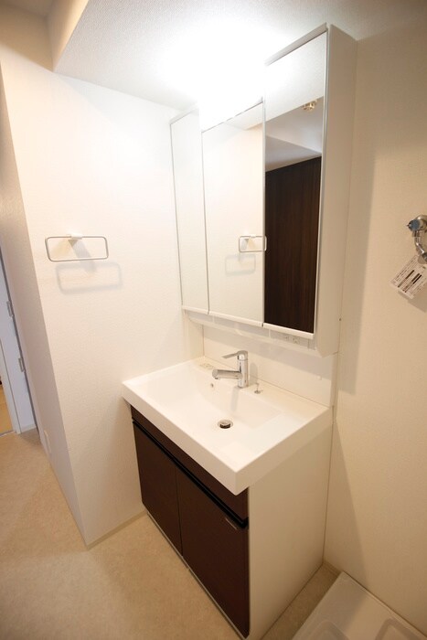 物件内観写真14　(洗面)