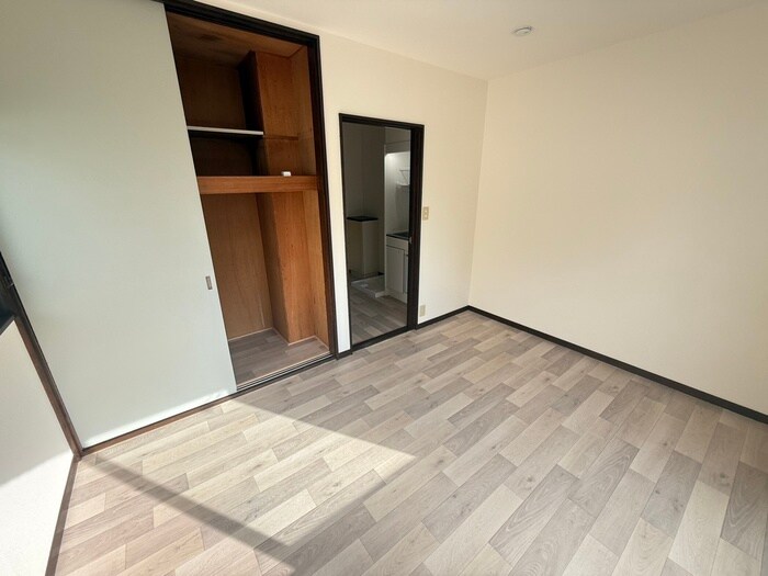 物件内観写真7　(居室)