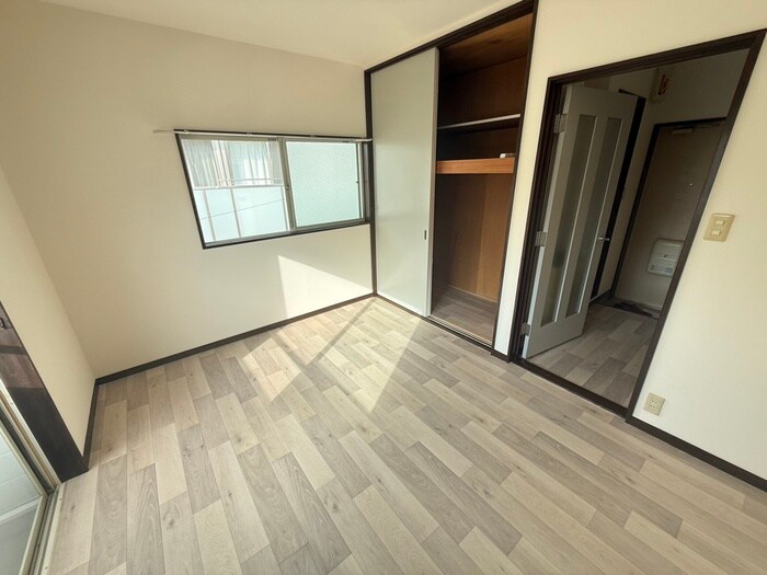 物件内観写真8　(居室)