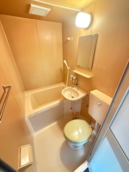 物件内観写真12　(バス／シャワールーム等)