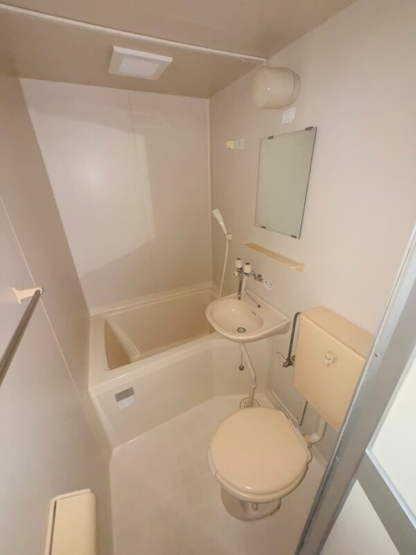 バス／シャワールーム等