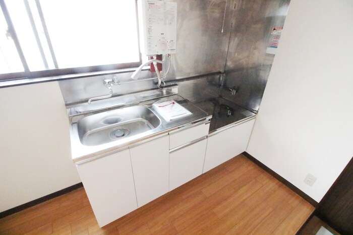 物件内観写真8　(キッチン)