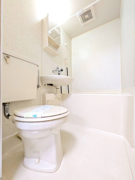 物件内観写真15　(トイレ)