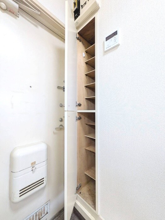 物件内観写真21　(靴箱)