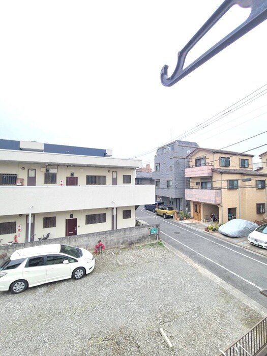 物件内観写真16　(室内からの展望)