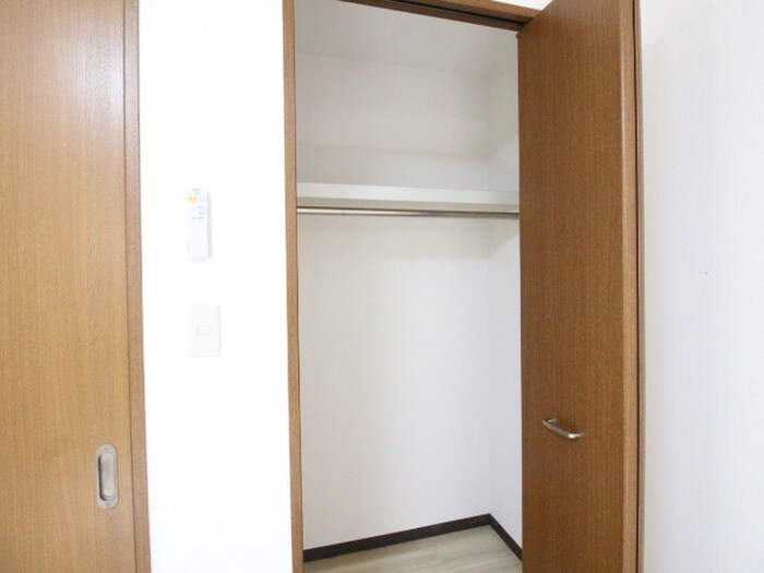 物件内観写真10　(収納)