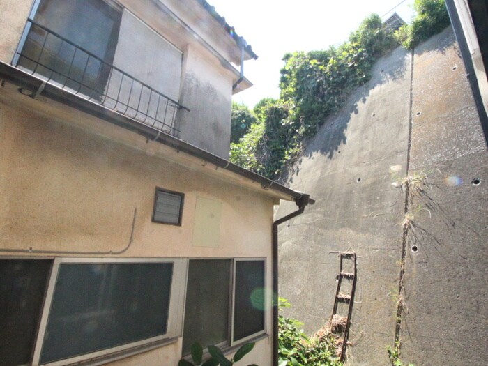 物件内観写真21　(室内からの展望)