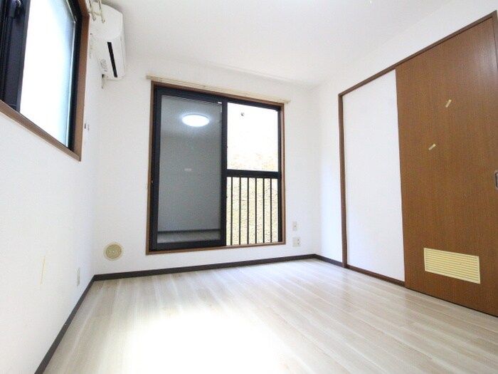 物件内観写真22　(居室)