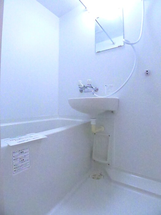 物件内観写真12　(バス／シャワールーム等)