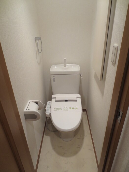 物件内観写真12　(トイレ)