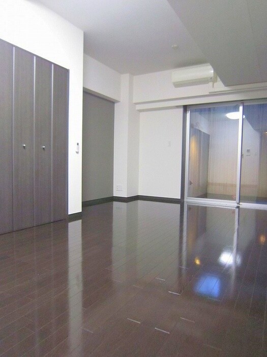 物件内観写真11　(居室)