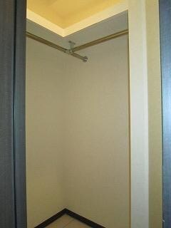 物件内観写真15　(収納)