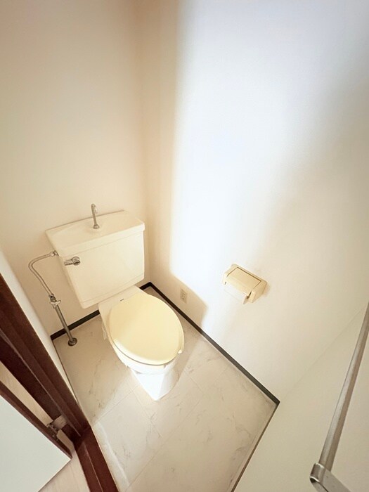 物件内観写真14　(トイレ)