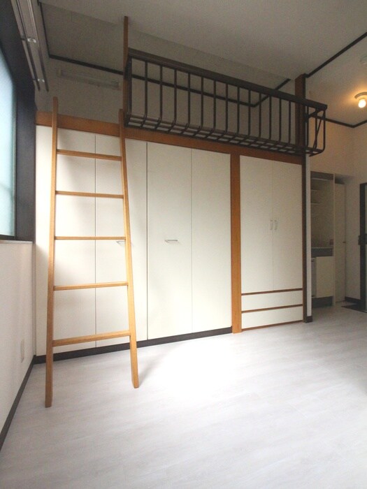 物件内観写真9　(居室)