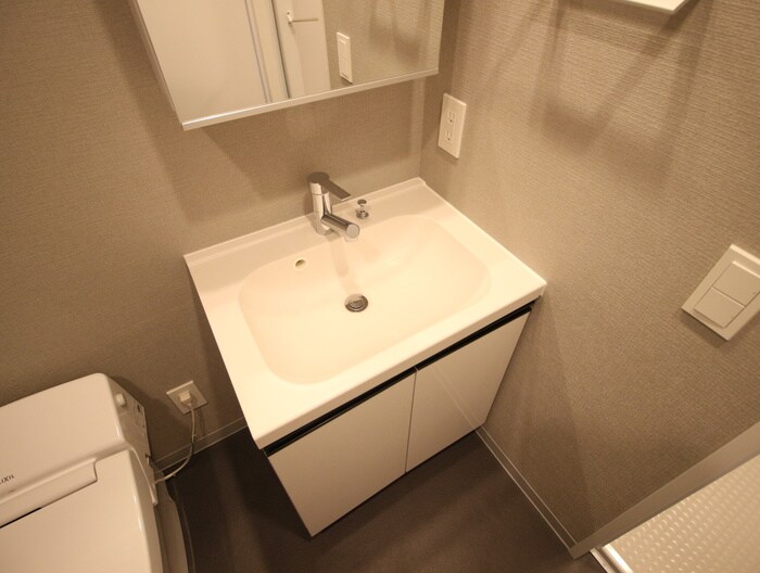 物件内観写真8　(洗面)