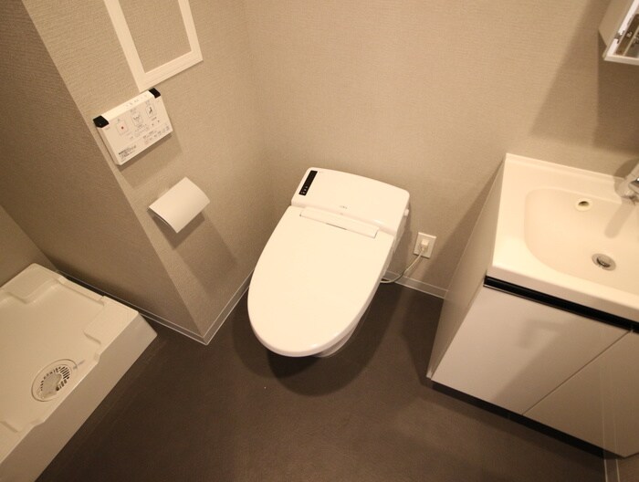 物件内観写真10　(トイレ)