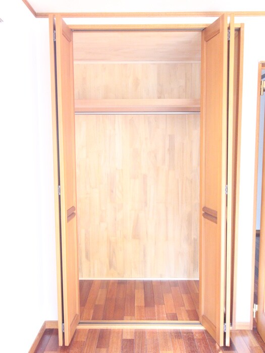 物件内観写真16　(収納)