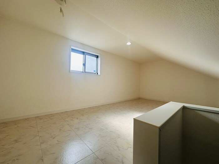 物件内観写真16　(ロフト)