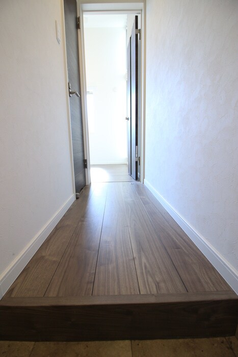 物件内観写真19　(廊下)