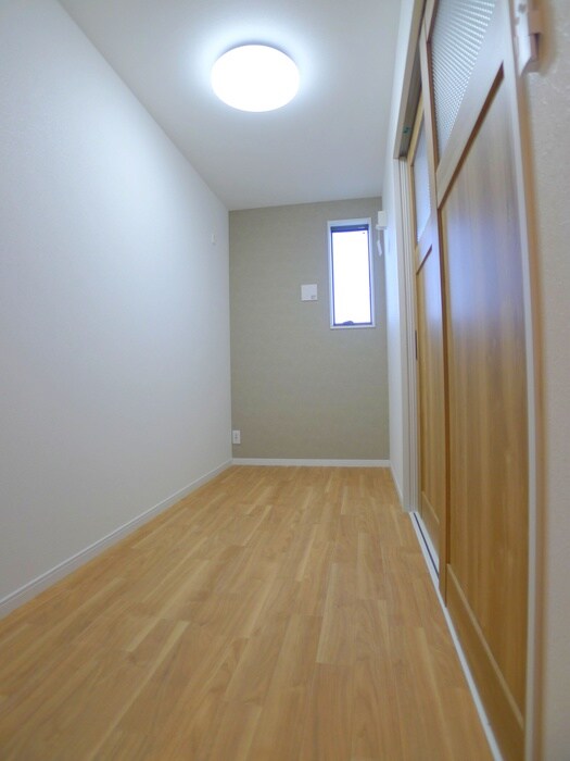 物件内観写真14　(居室)