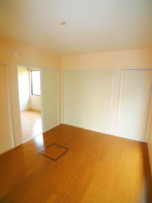 物件内観写真15　(居室)