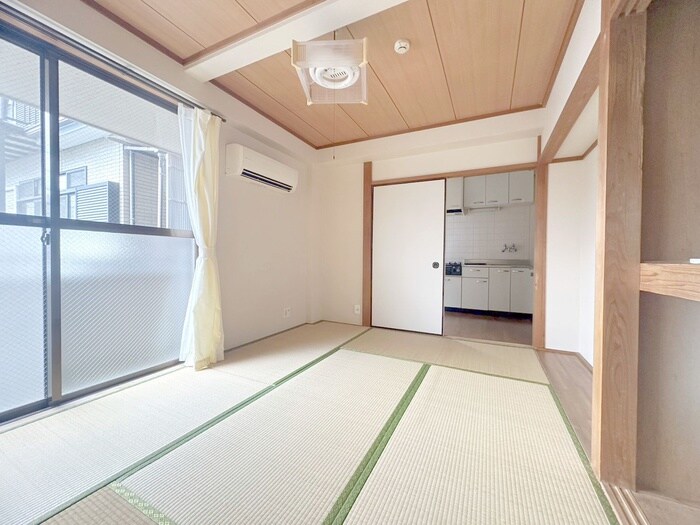 物件内観写真10　(居室)