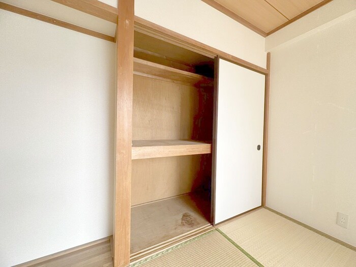 物件内観写真11　(収納)