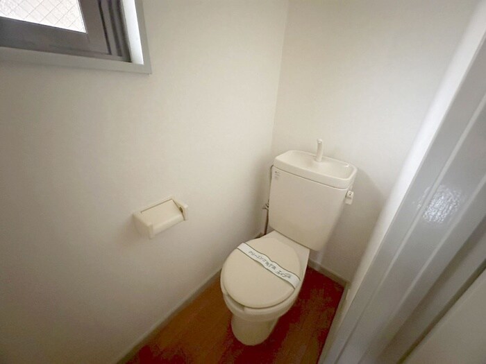 物件内観写真13　(トイレ)