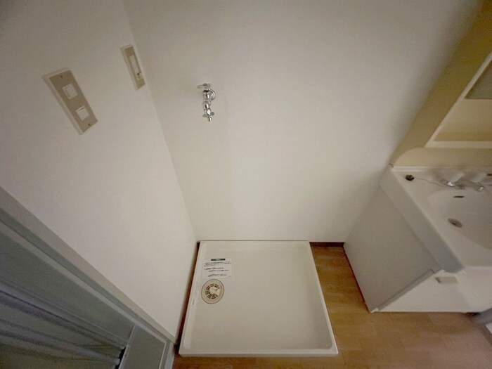 物件内観写真20　(洗濯機置場)