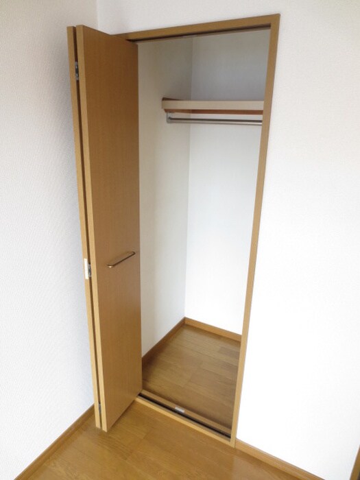 物件内観写真11　(収納)