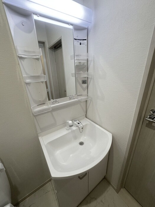 物件内観写真9　(洗面)