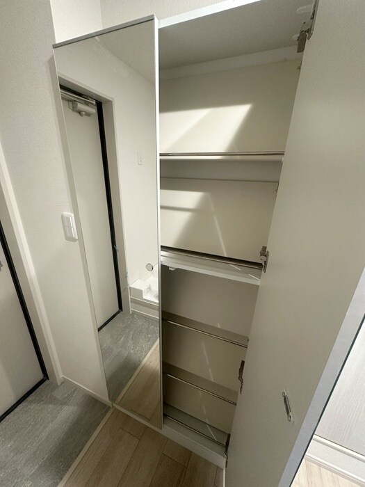 物件内観写真13　(靴箱)