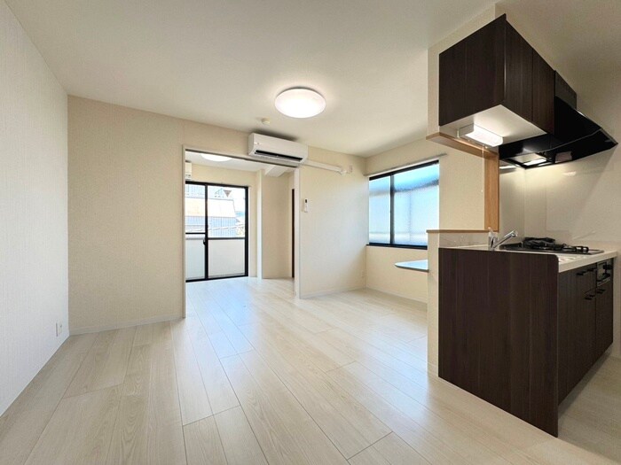 物件内観写真7　(居室)