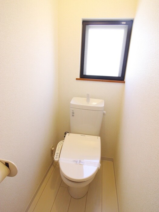 物件内観写真12　(トイレ)