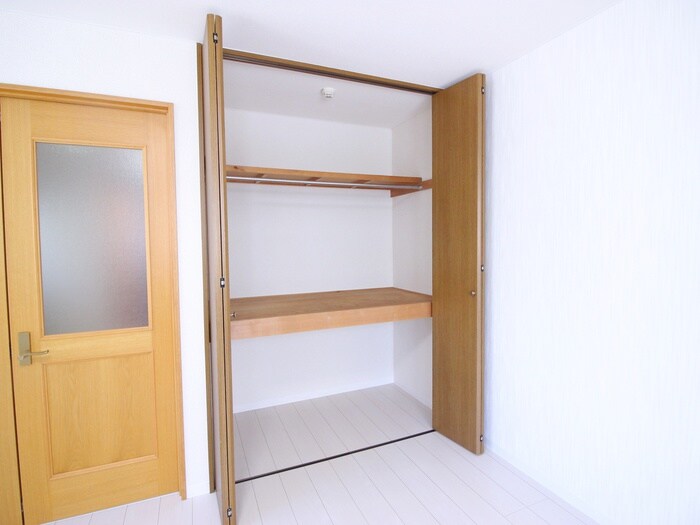 物件内観写真13　(収納)